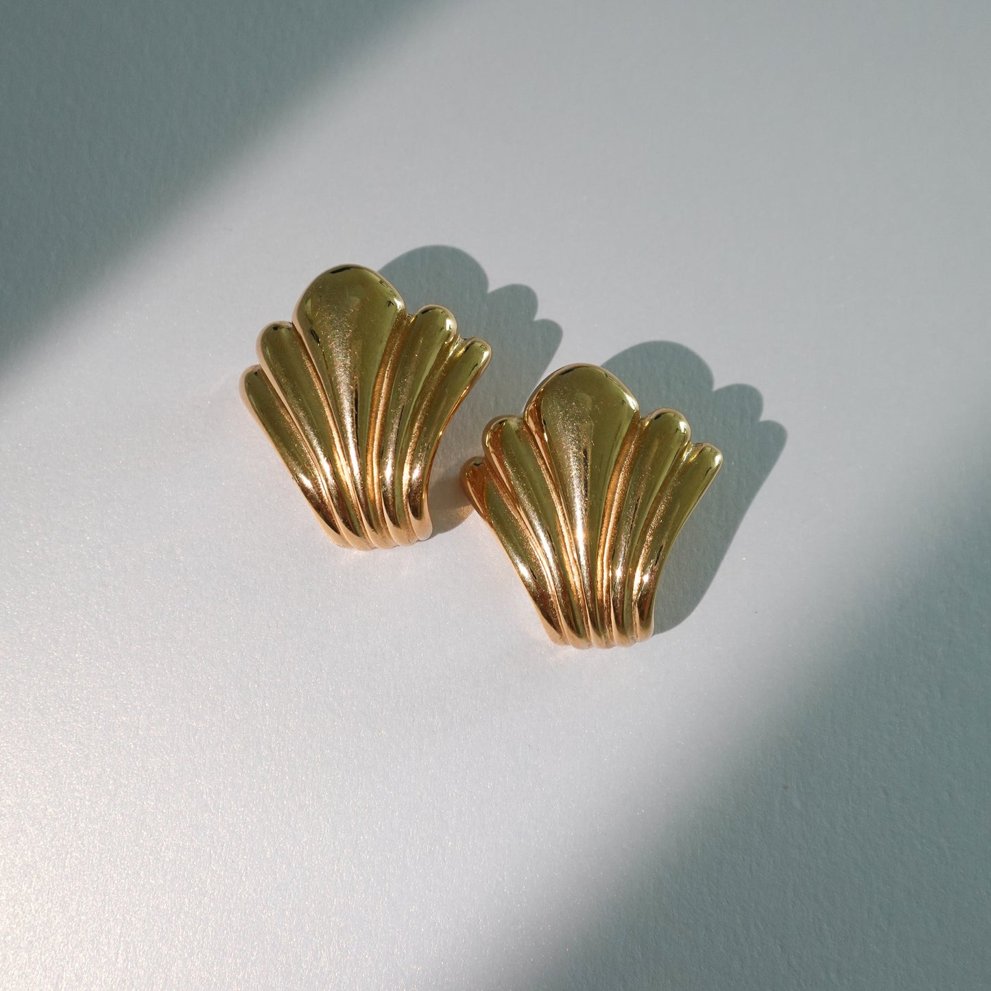 1980's Givenchy seashell earrings