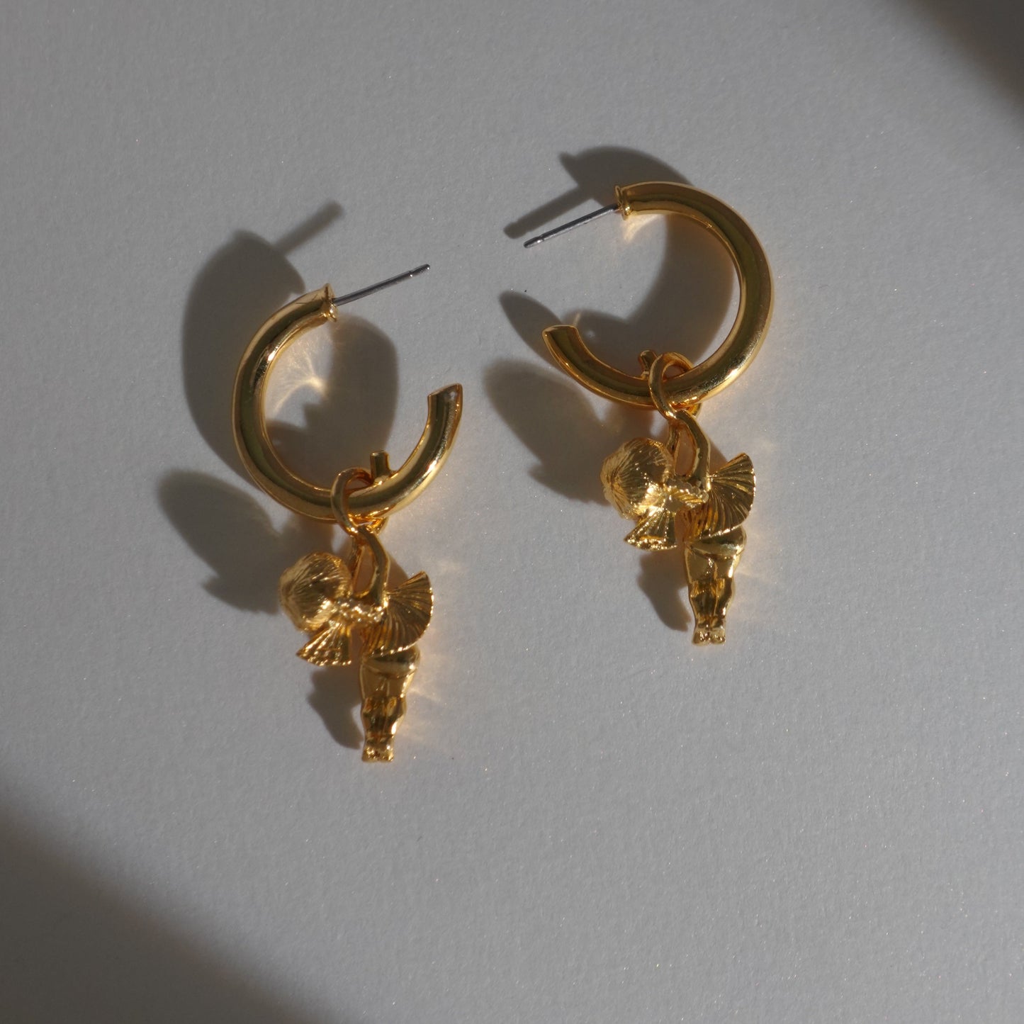 Vintage 1990 angel cherub gold plated hoops