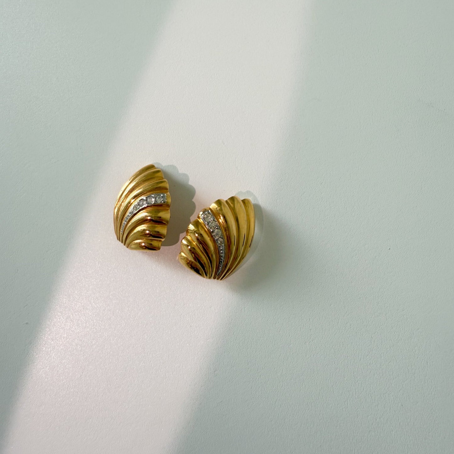 Givenchy seashell rhinestones earrings