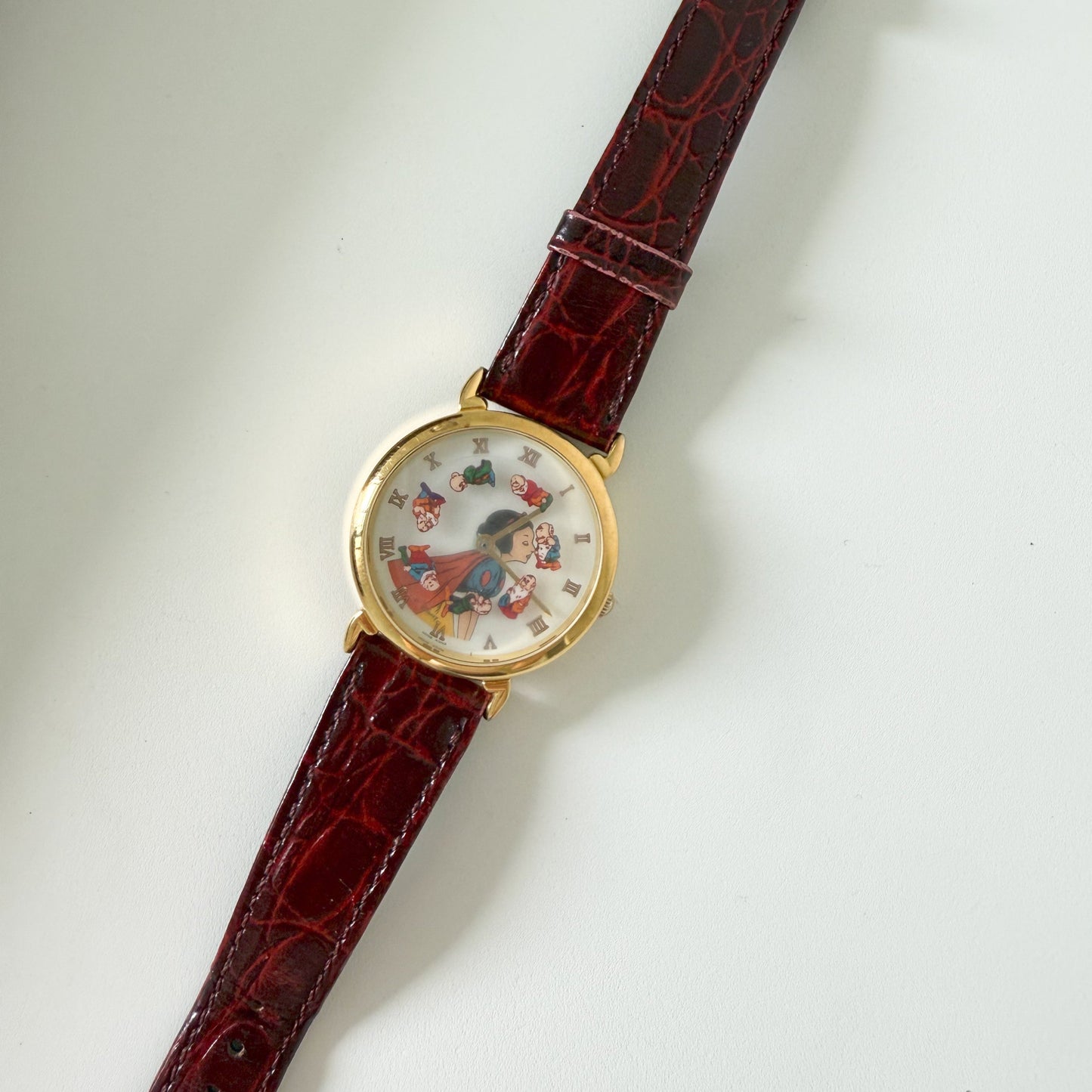 Pedre Snow White kissing Seven Dwarfs