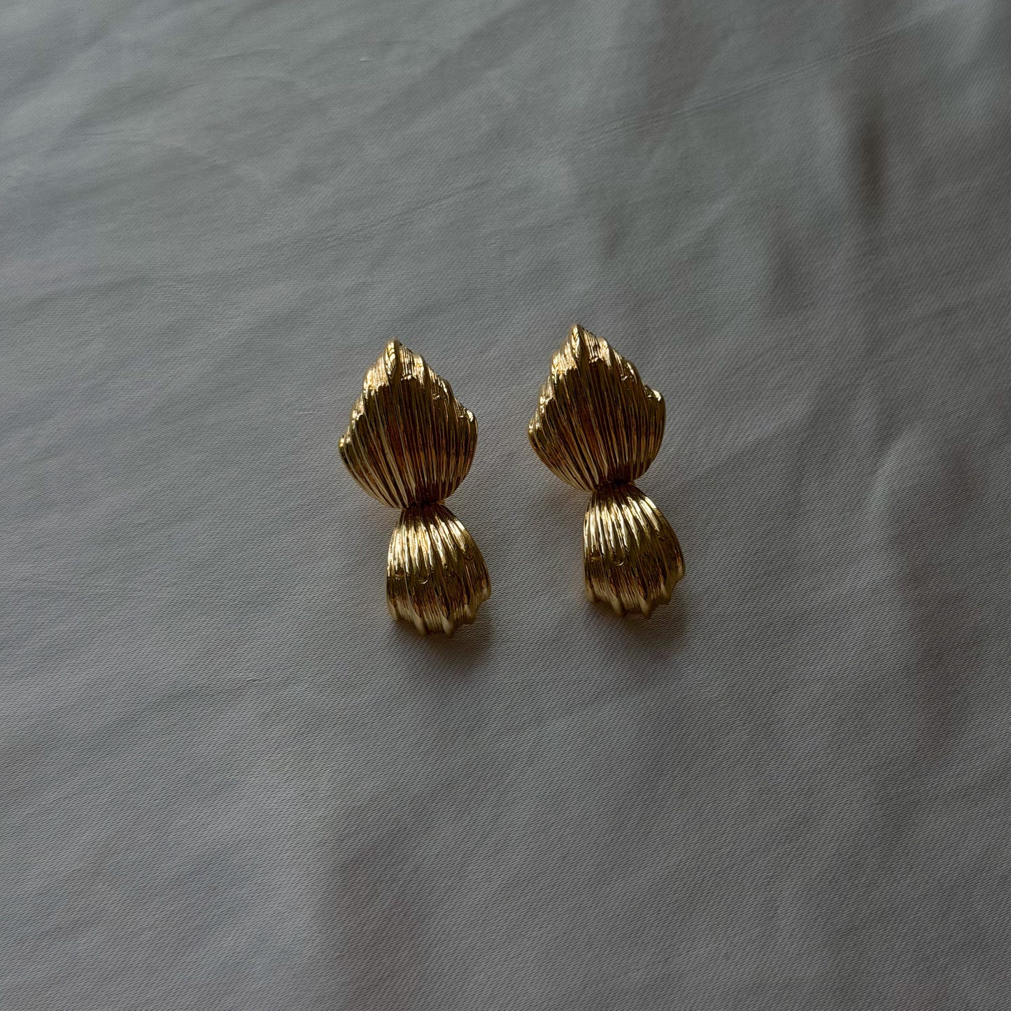 1980's gold plated earrings