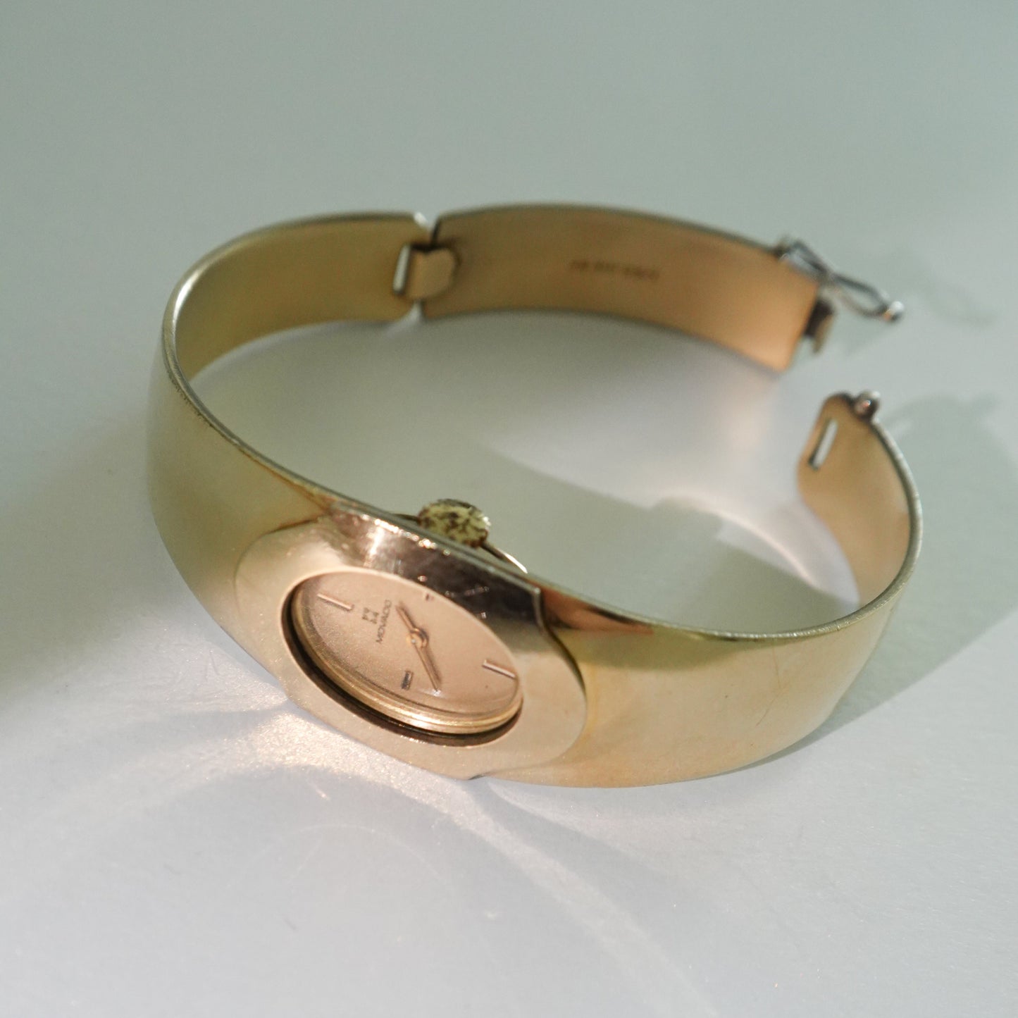 1960s vintage bangle watch