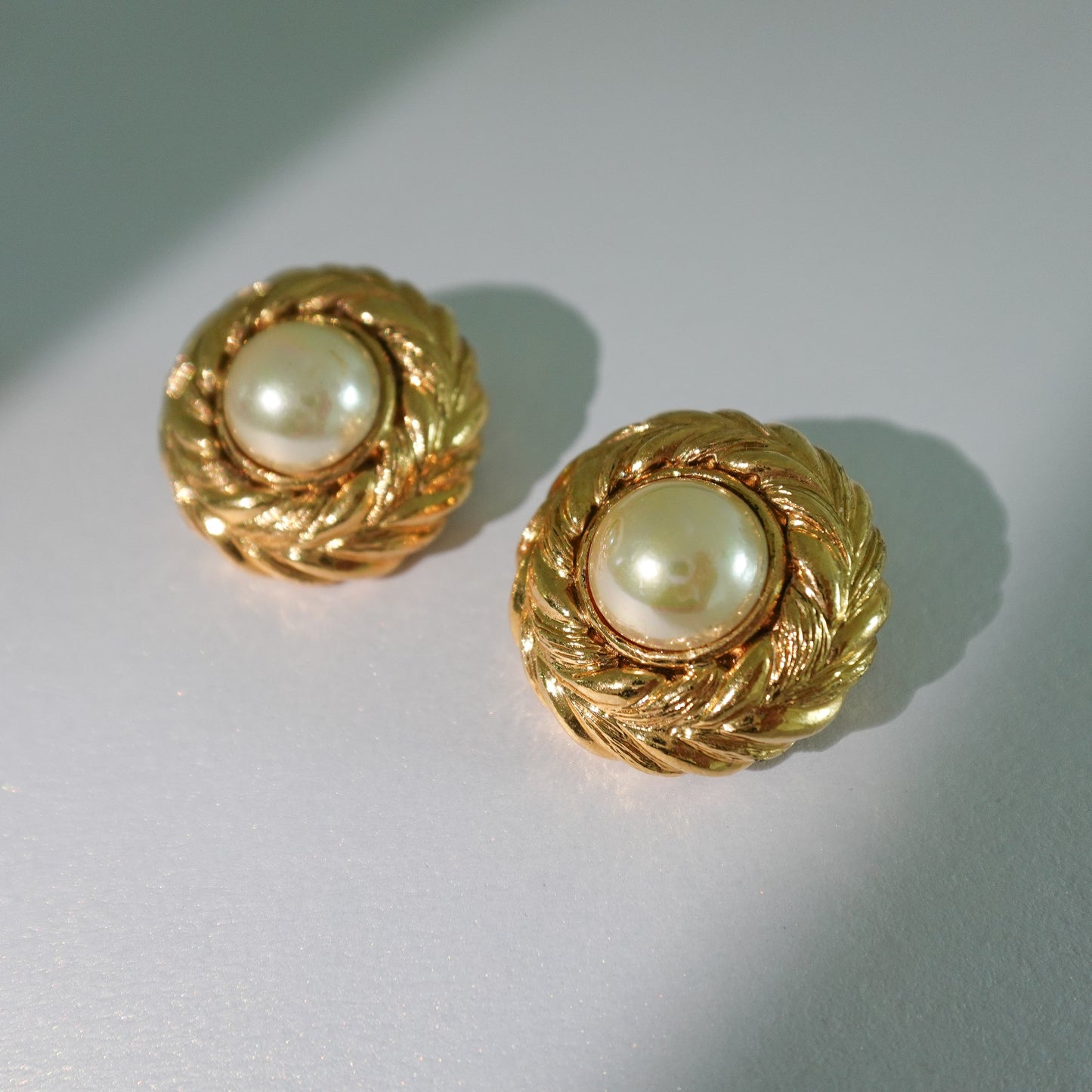 Vintage pearl gold plated clip on