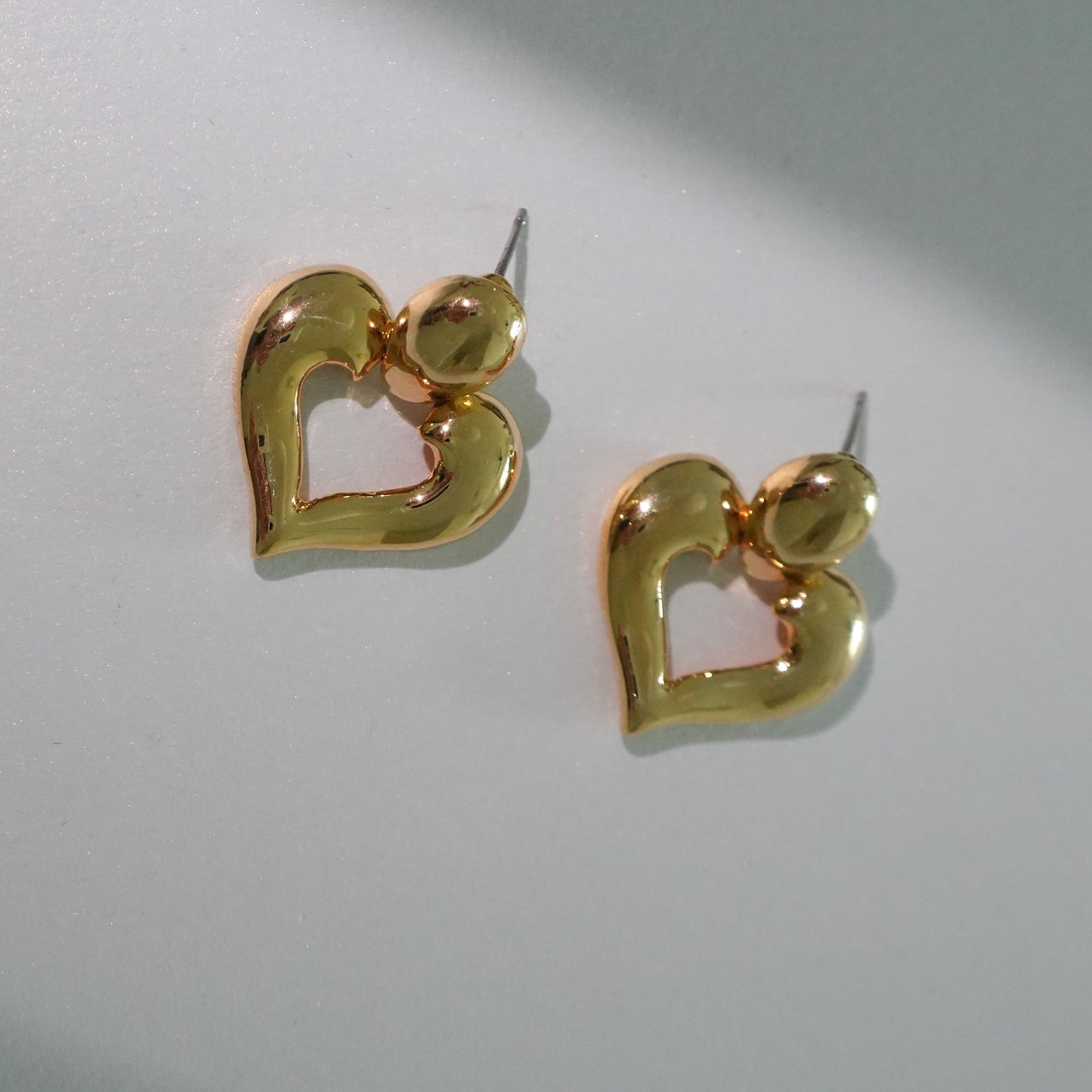 1980s-1990s heart door knocker earrings