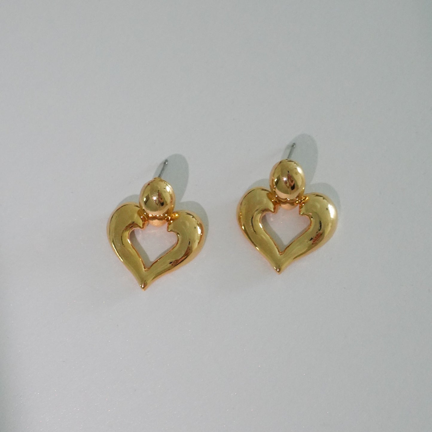1980s-1990s heart door knocker earrings
