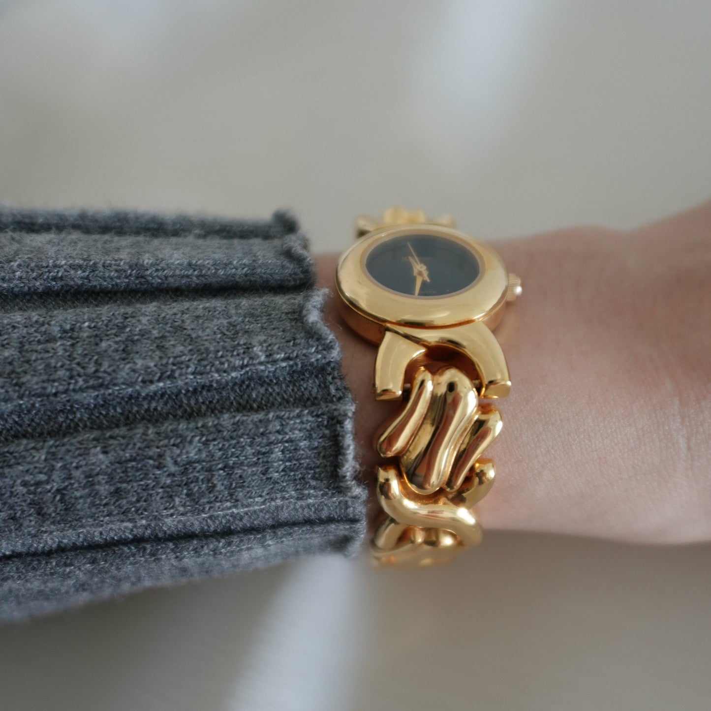 Gold tone vintage watch