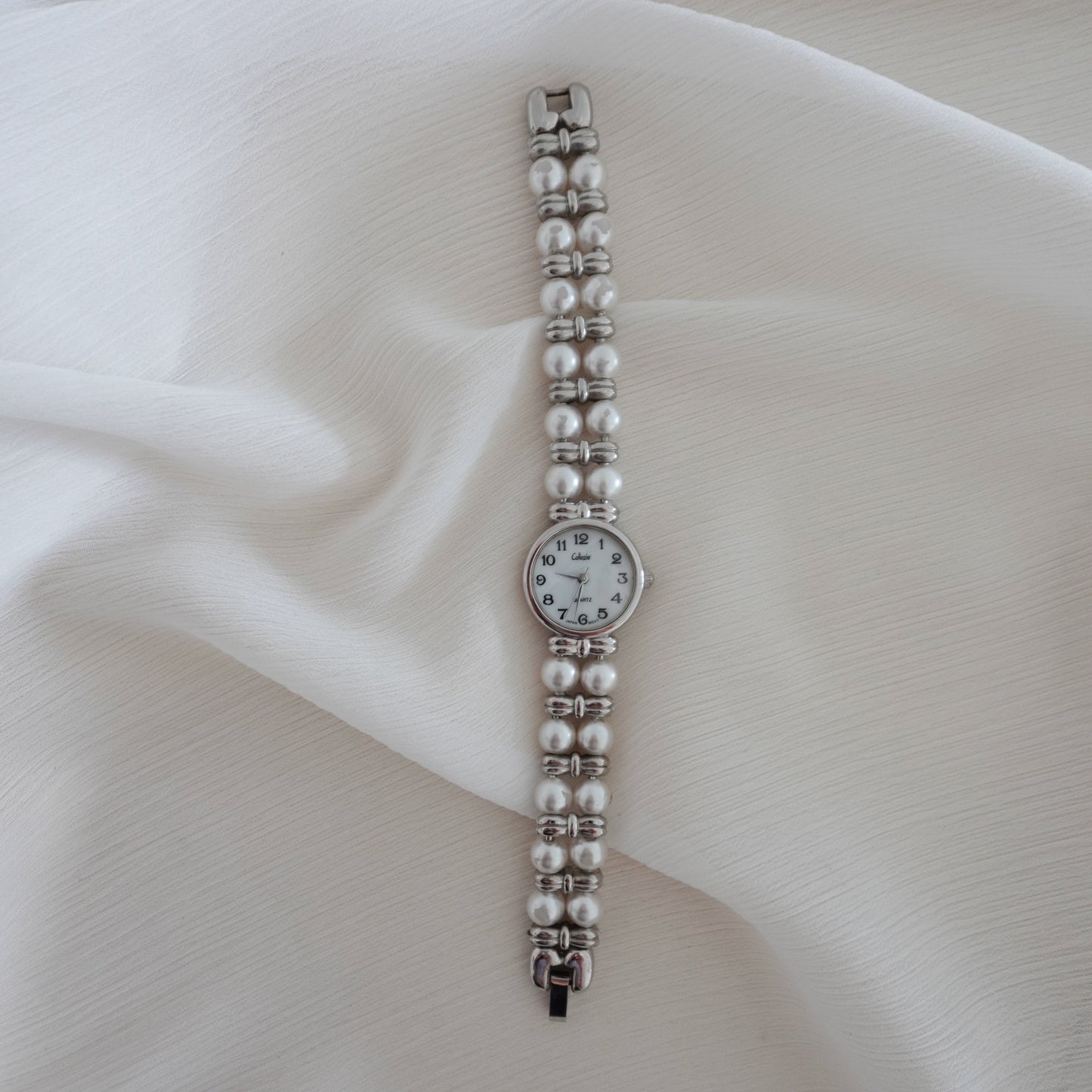 Vintage faux pearl bracelet watch