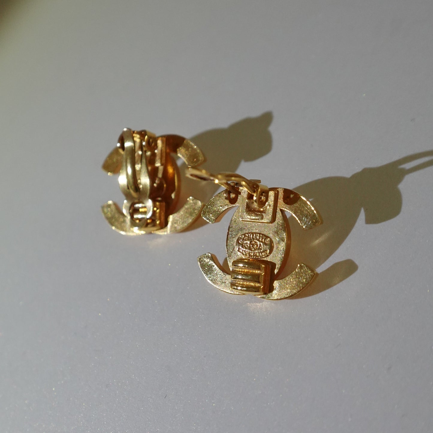 Classic Chanel 1996 CC clip on