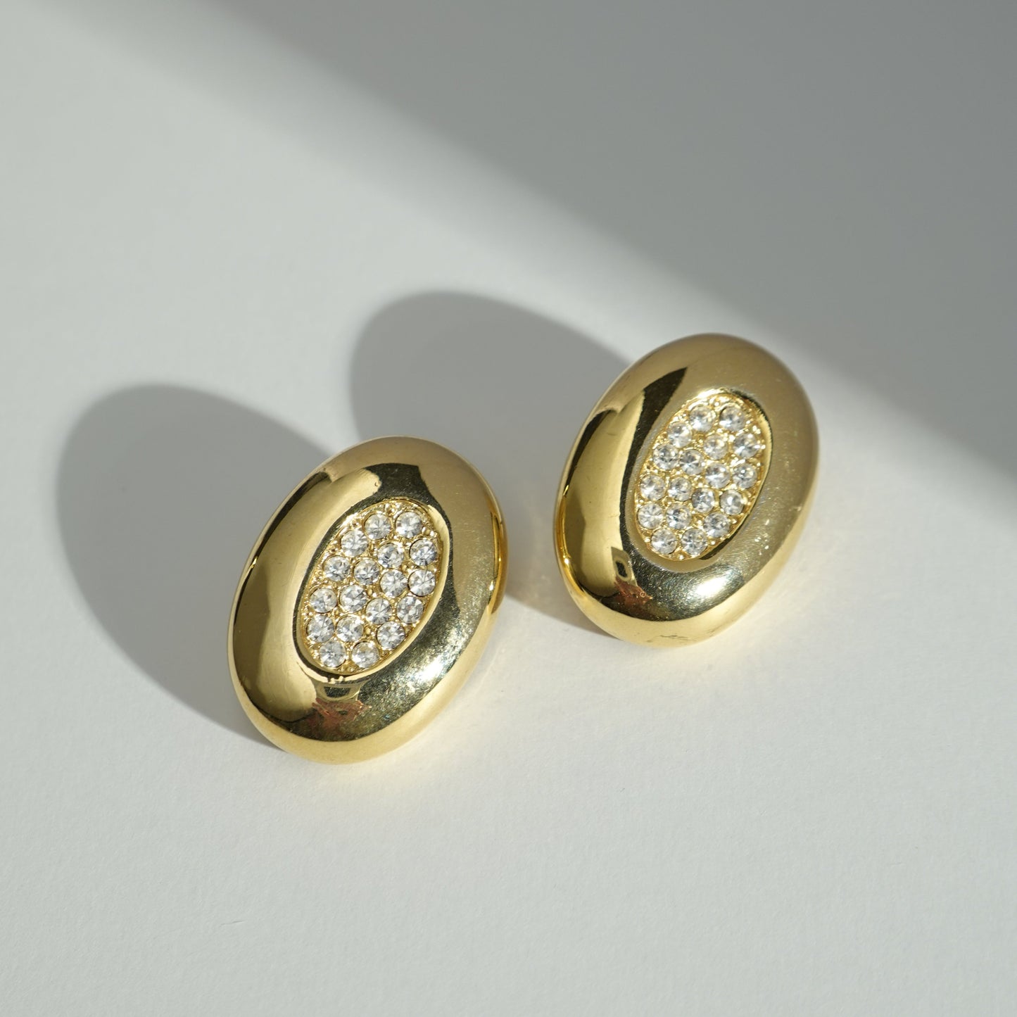 Vintage 90s rhinestone oval earrings