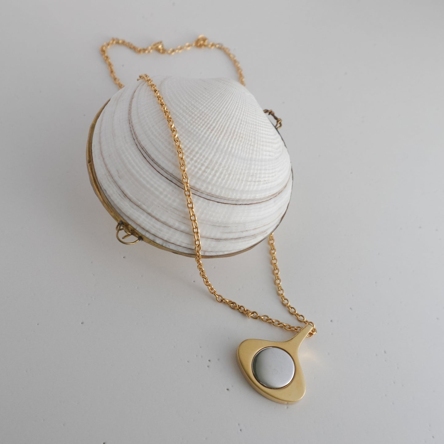 Vintage statement pendant necklace