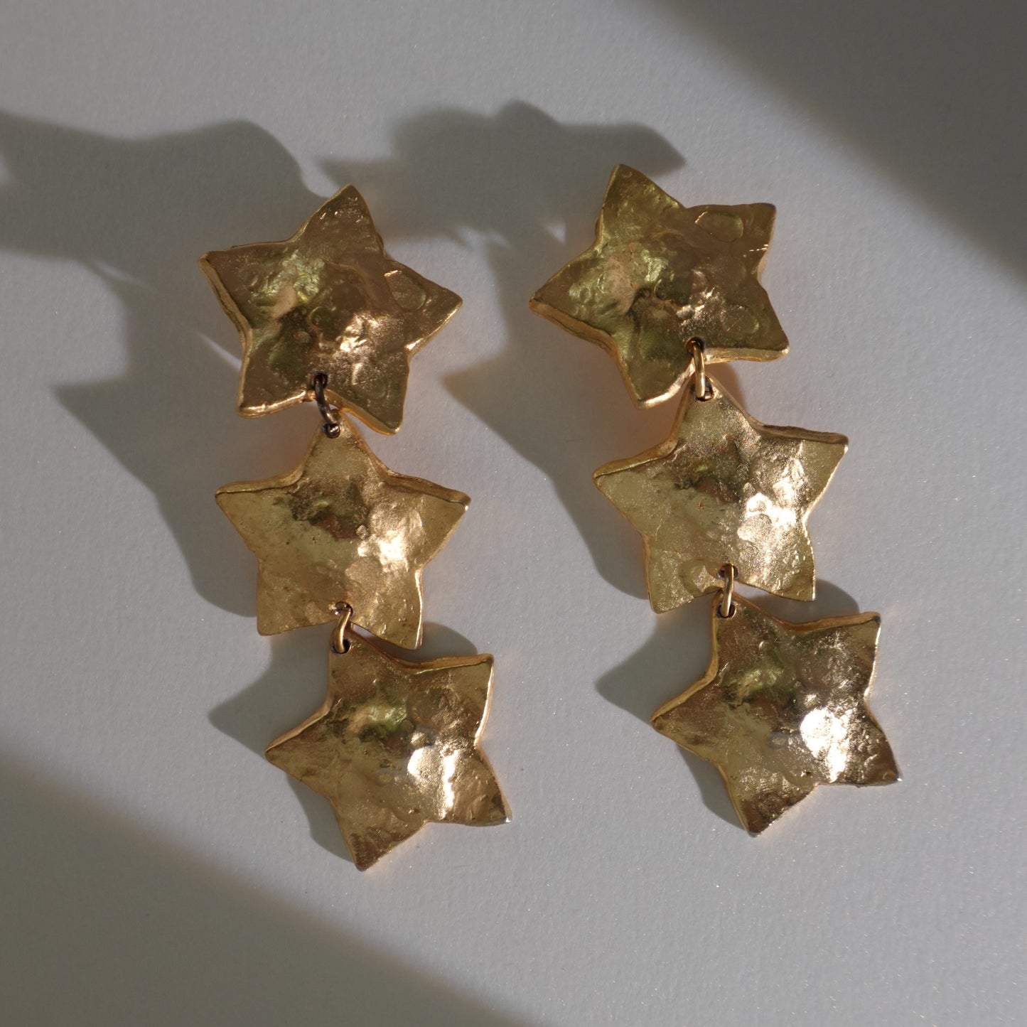 Rare statement star dangle clip on