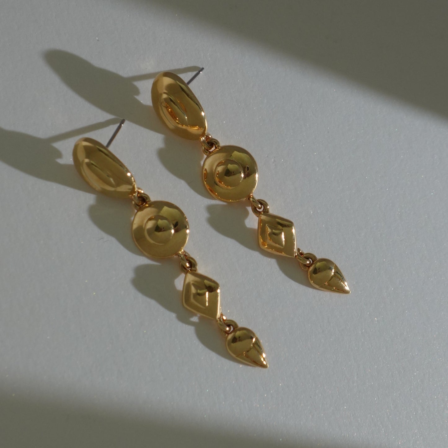 1980's Monet gold plated dangle earrings