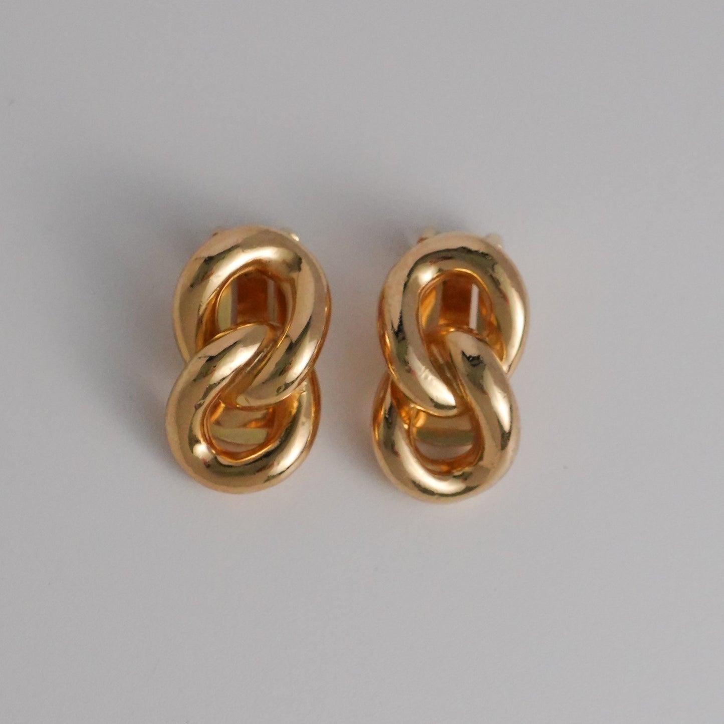 Christian Dior gold plated chain link clip on