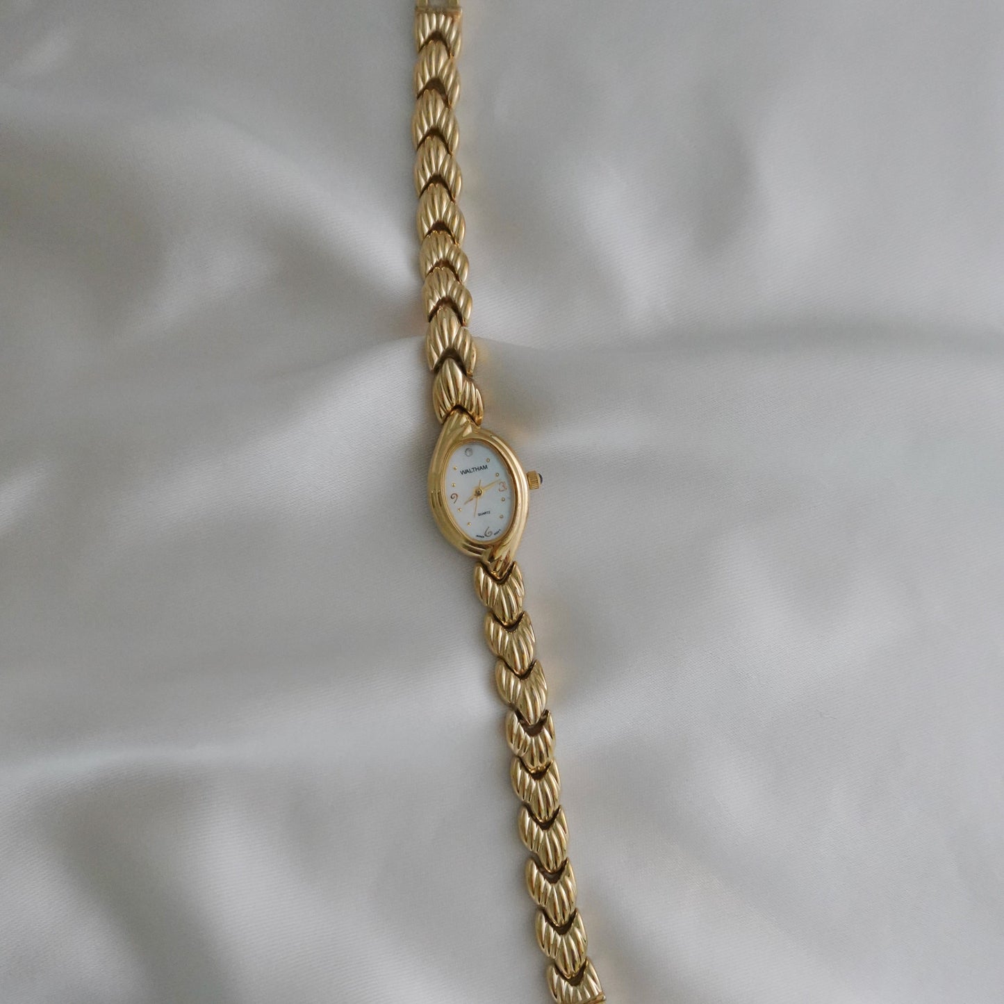 Vintage gold tone wrist watch