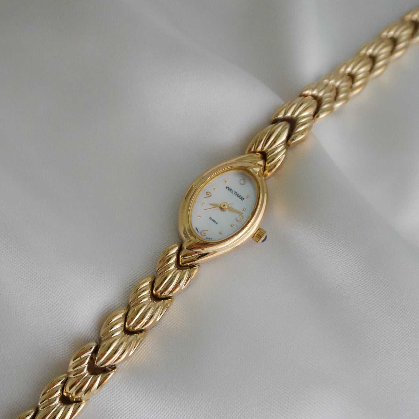 Vintage gold tone wrist watch
