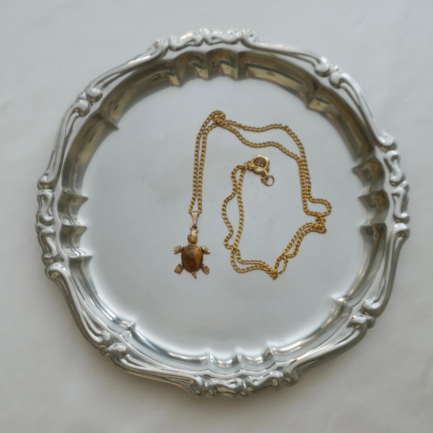 Vintage Tiger's eye tortoise pendant necklace