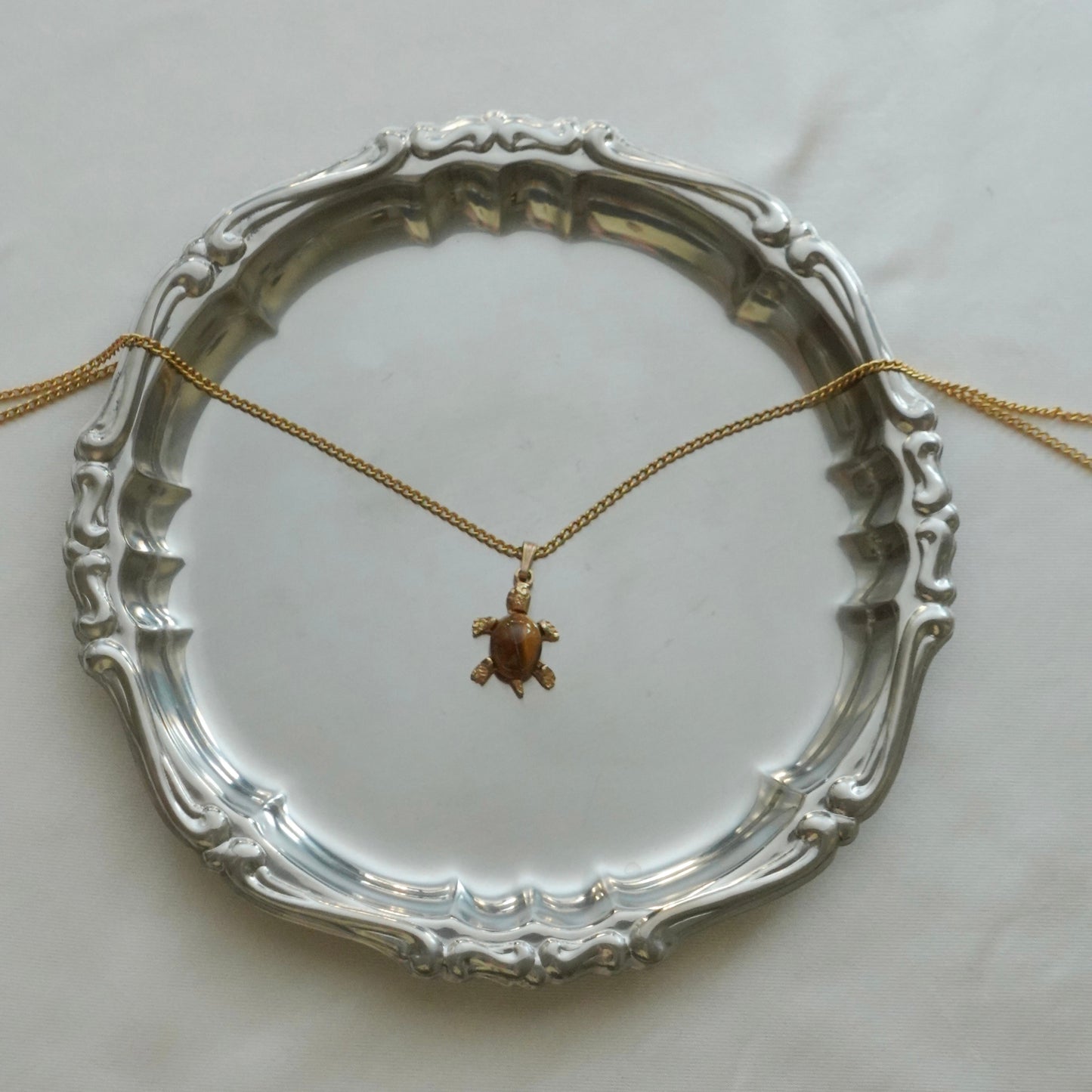 Vintage Tiger's eye tortoise pendant necklace