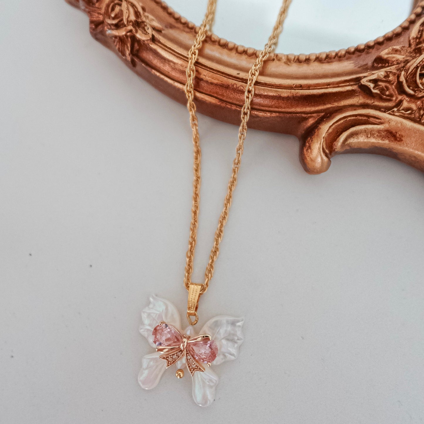 Vintage statement pendant necklace