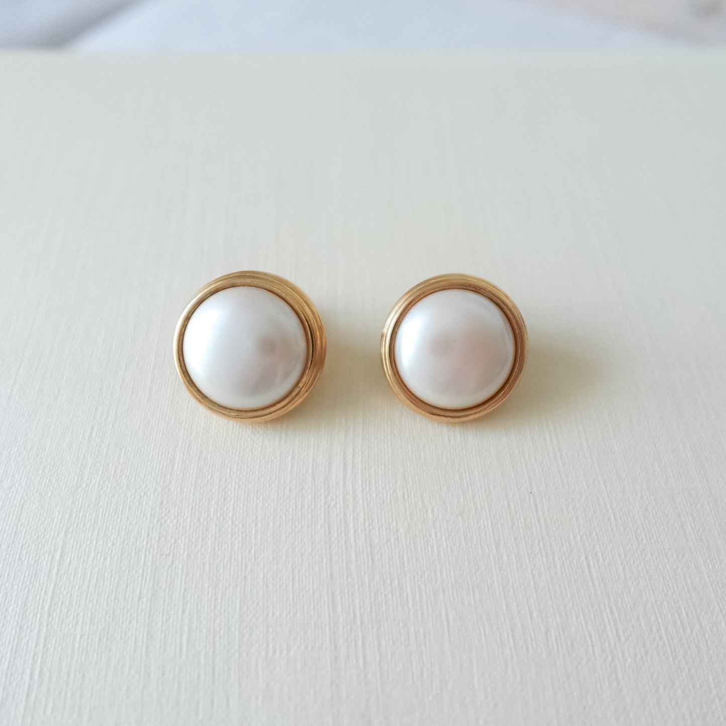 Monet 1970's-1980's faux pearl clip on earrings