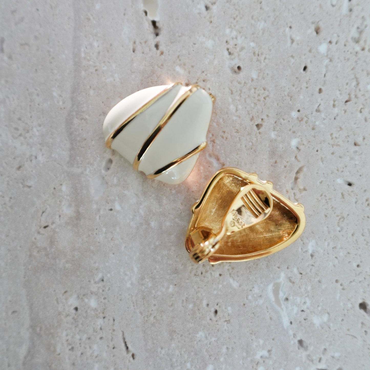 Monet 1970's-1980's gold & cream enamel clip on