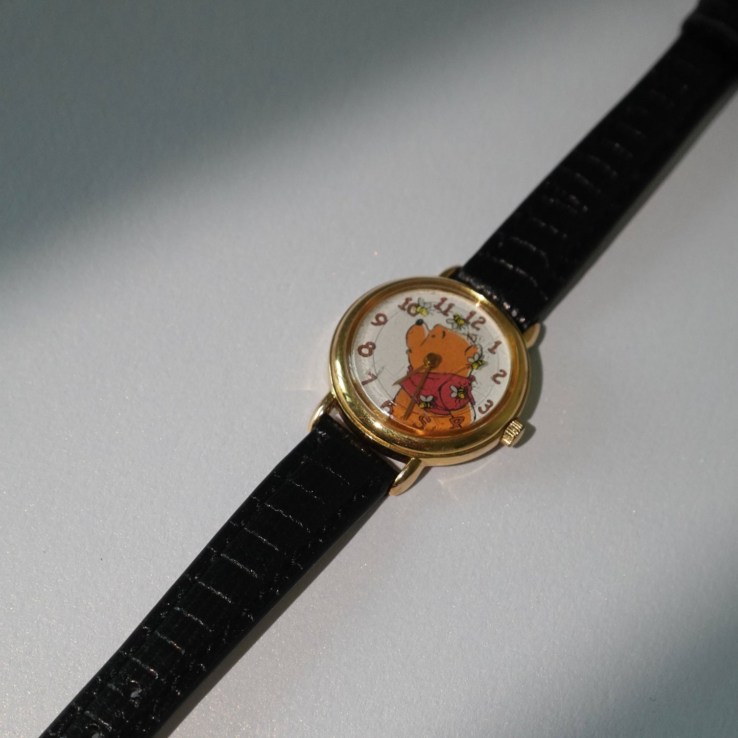 Timex 1997's Disney Winnie the Pooh & honeybees