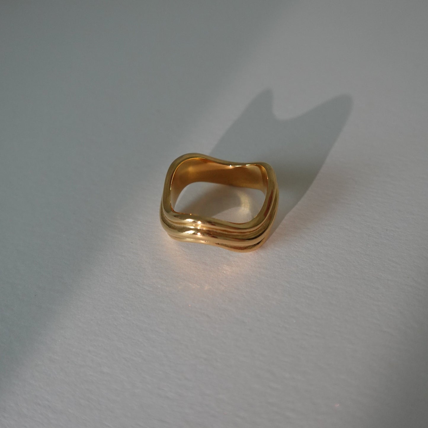Wave ring