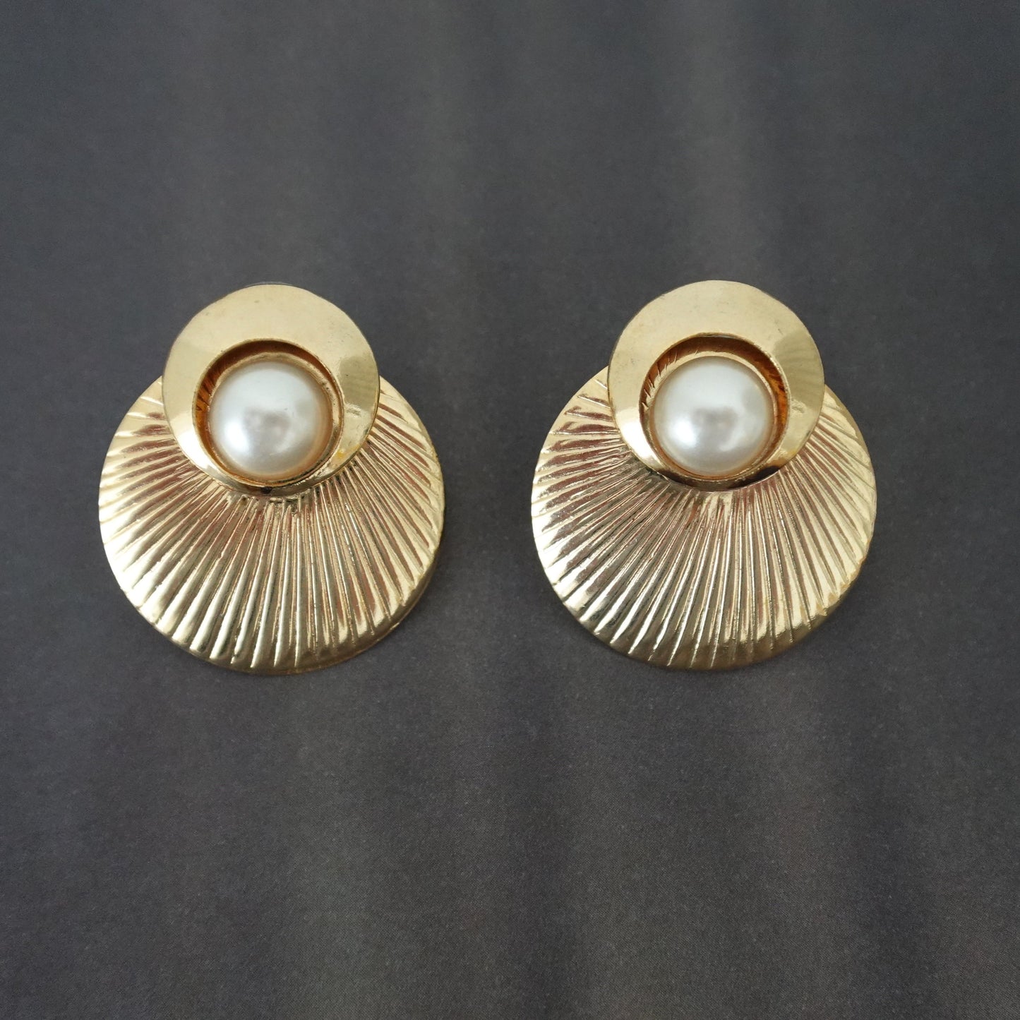 Rare vintage seashell statement earrings