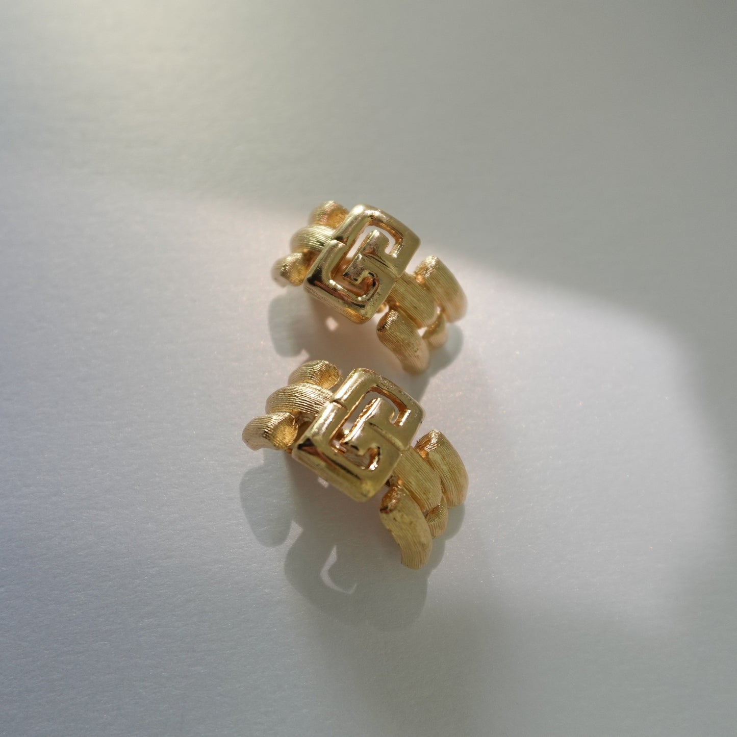 Givenchy 80's-90's gold plated earrings