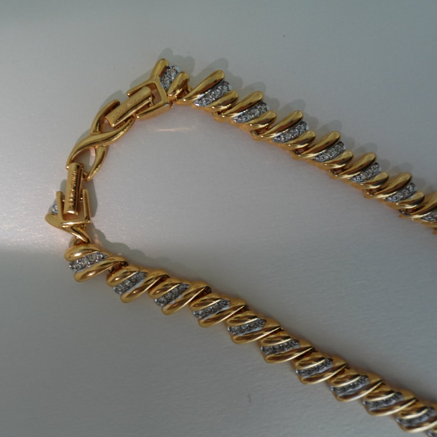 Rare Nina Ricci rhinestones gold necklace