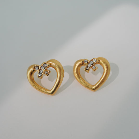 Vintage rare heart shape earrings