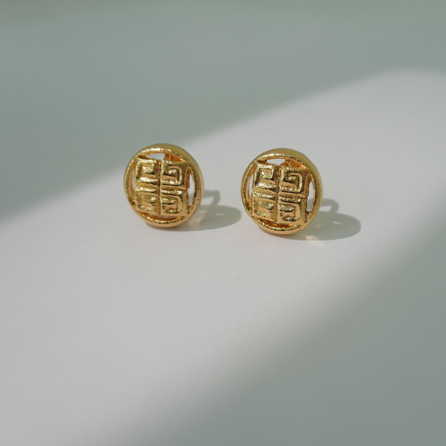 Givenchy 1980's-1990's logo clip on