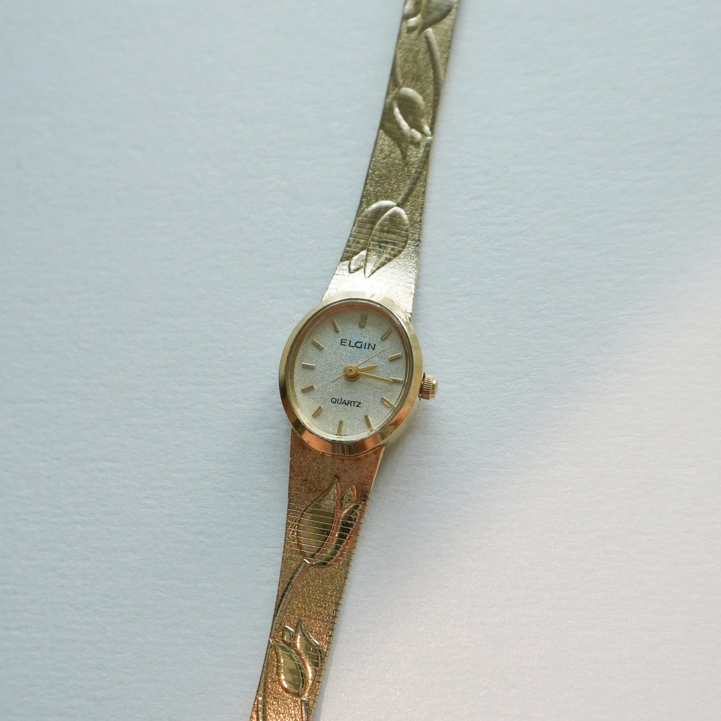 Gold tone tulip Elgin watch