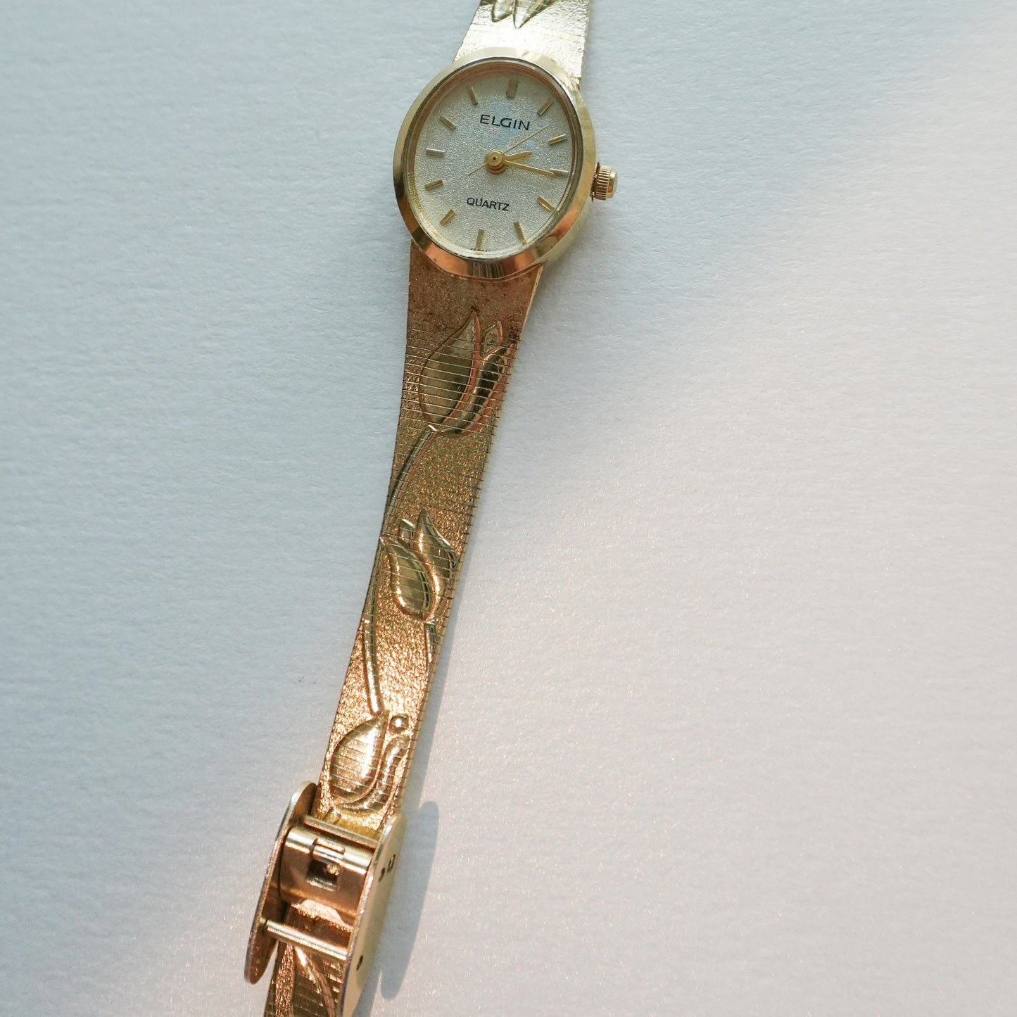 Gold tone tulip Elgin watch