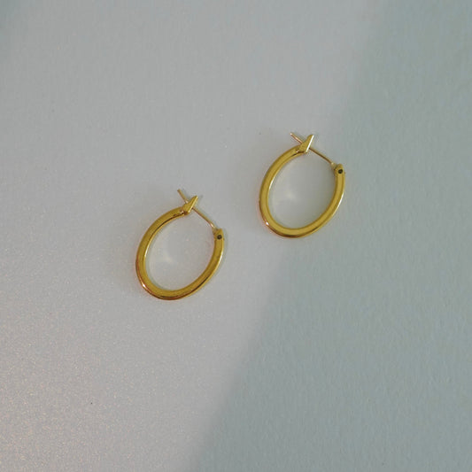 Minimalist gold plated hoops