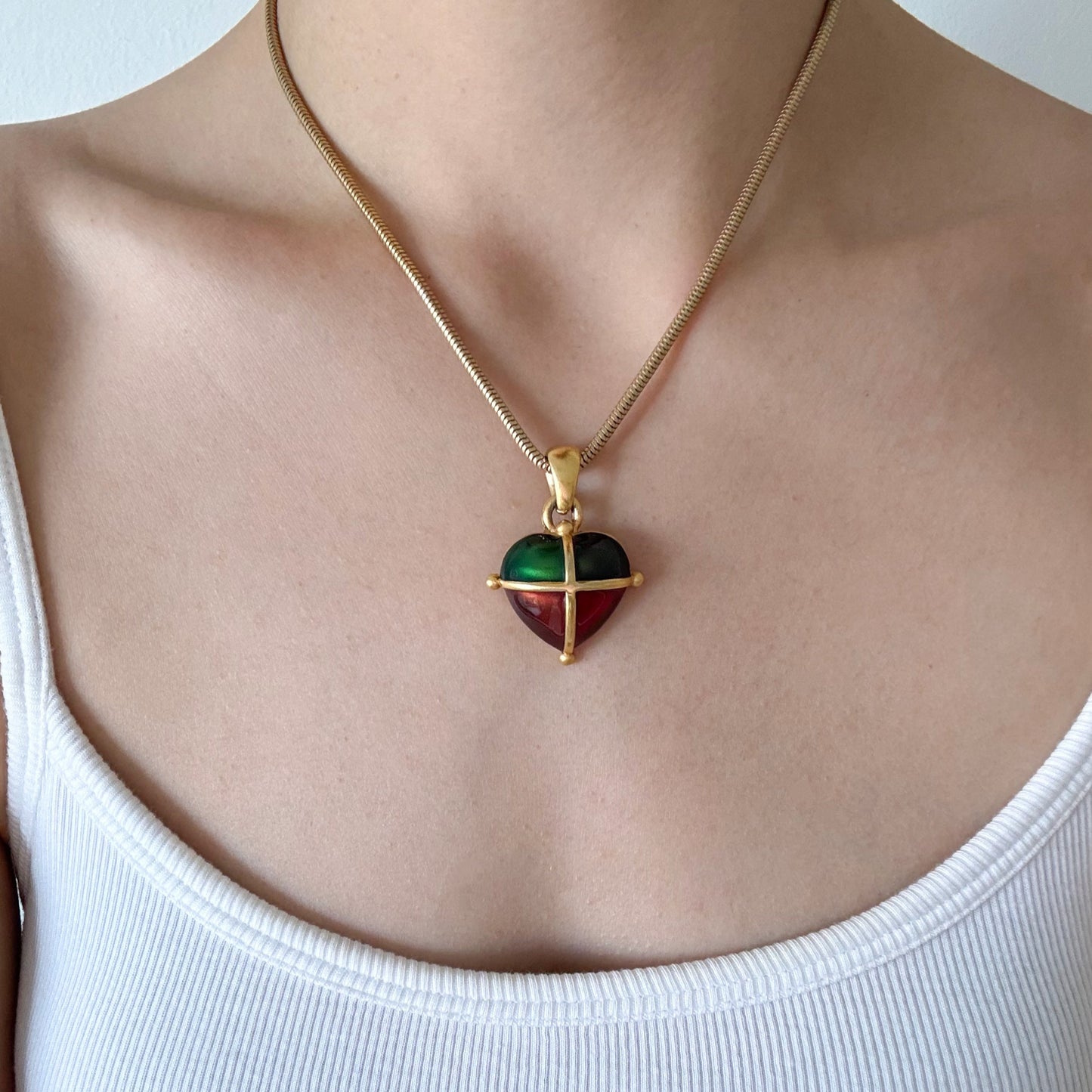 Vintage statement pendant necklace