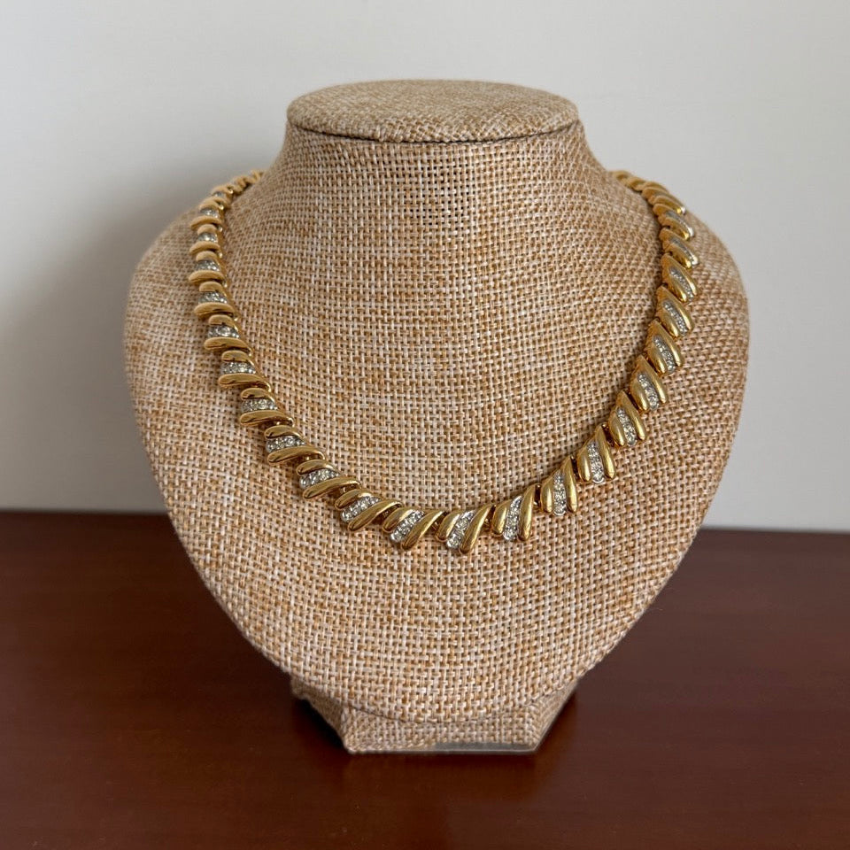 Rare Nina Ricci rhinestones gold necklace