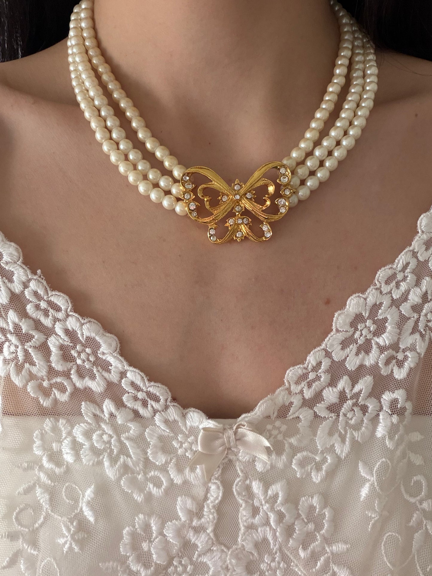 Vintage Parisian butterfly faux pearl necklace