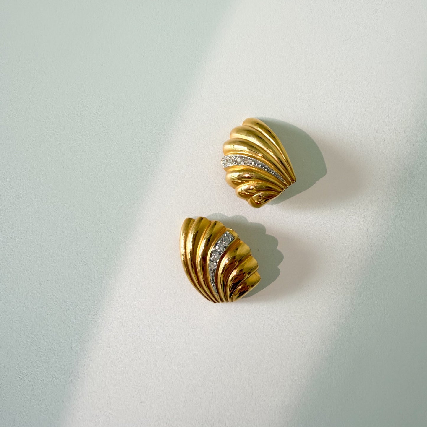 Givenchy seashell rhinestones earrings