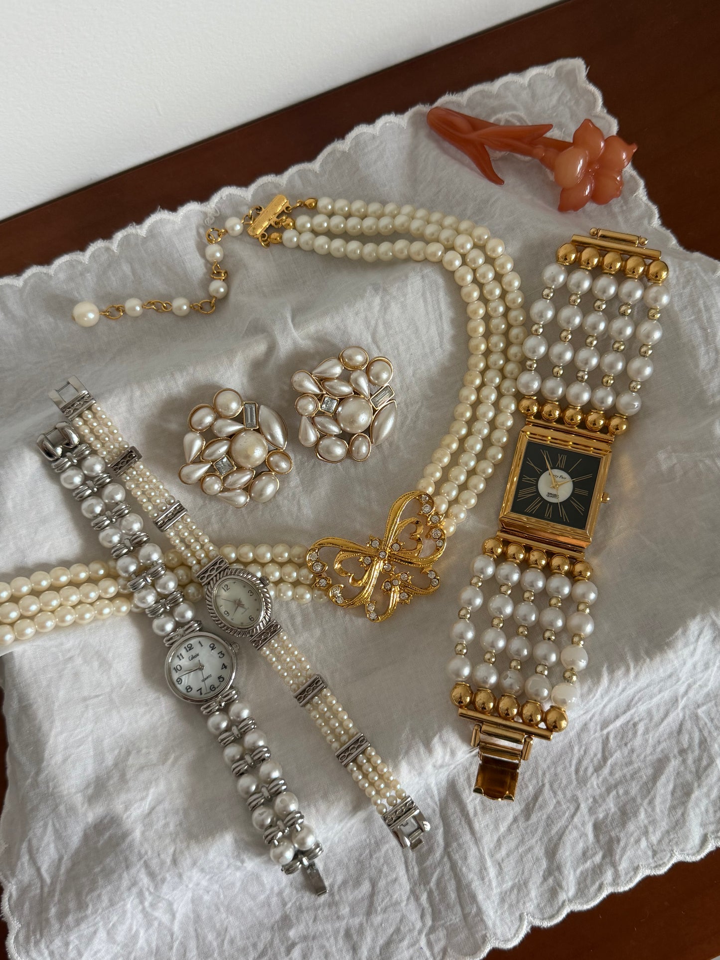 Faux pearl vintage statement watch