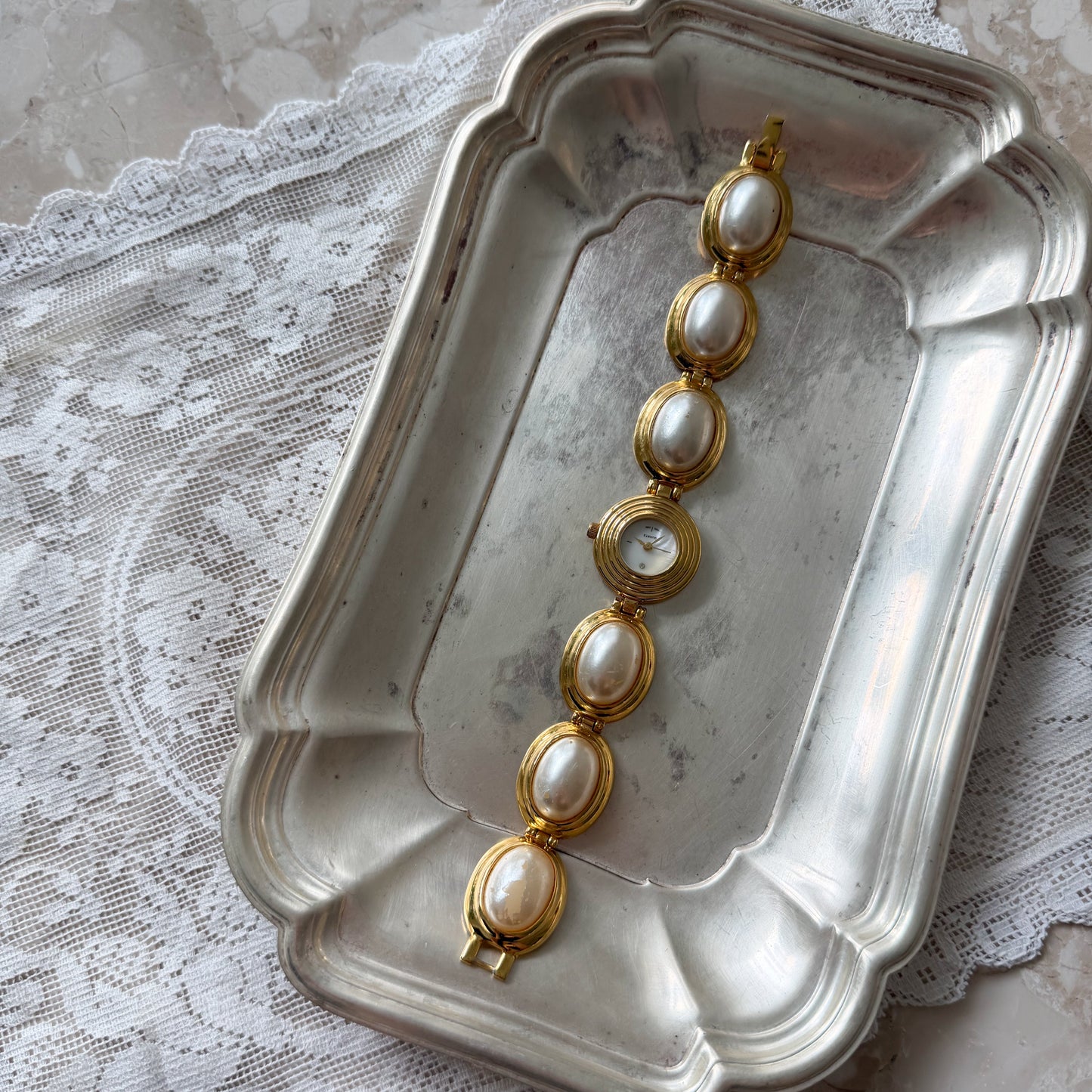 Vintage oval faux pearl watch